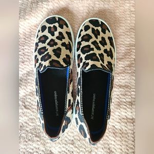 Leopard print flats size 39